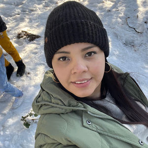 Meet your Posher, Ely